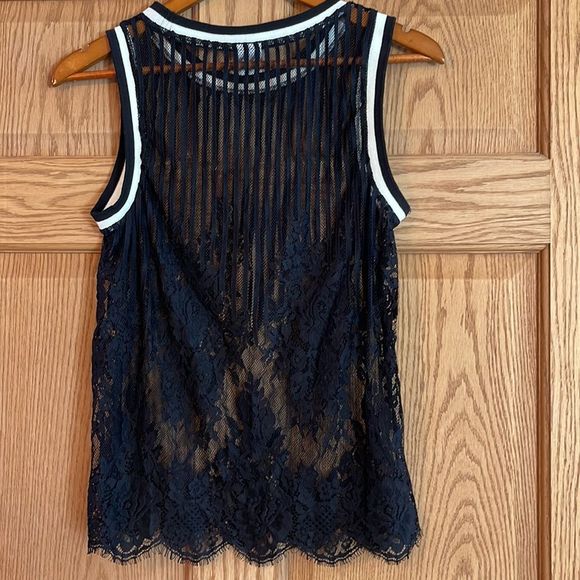 Vero Moda Navy Lace Muscle Tee - Picture 8 of 10